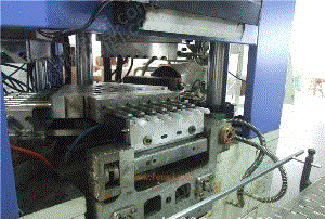 出售二手二维达MSZ 25注吹中空成型机