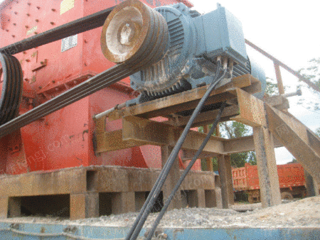 出售二手9成新移动破碎机-网优fengj.com