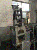 粉末冶金机器铁粉压机转让 两台15吨，一台25吨压机