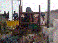 新疆伊犁因家搬到城市 出售农机拖拉机和播种机手续齐全