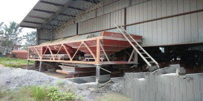 出售群峰水泥砖机6-15