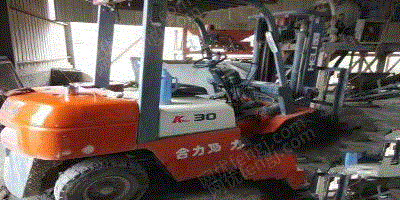 出售群峰水泥砖机6-15