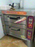 出售烘培设备九成新立丰打蛋机一台。冷冻操作台等
