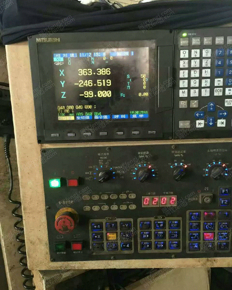 出售二手加工中心西仪850,09年,斗篷叨库,三菱64s系统