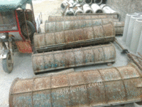 湖南郴州水泥制片厂因场地问题出售水泥制管机 行车 搅拌机成套设备