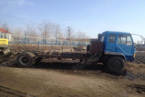 出售闲置二手小挖机板车