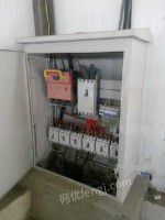 新疆哈密处理一批电柜箱带露点，空开，风扇，龙门吊，导链等
