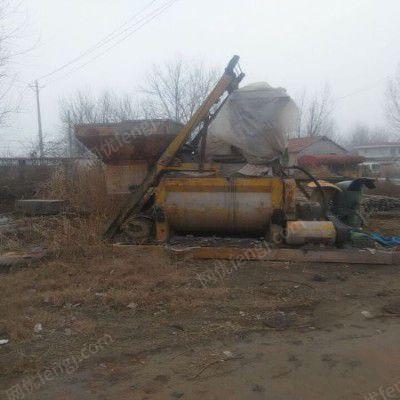 出售二手1000\/750两种大型搅拌机,摊木机、钢