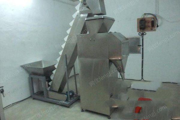 转让原调味品厂食品包装机械及检验设备低价,