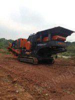 出售二手履带式移动破碎站