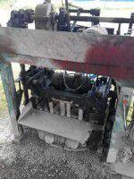 处理库存二手小型水泥空心砖机,搅拌机,输送带