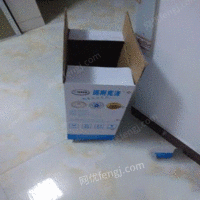 山东潍坊因厂家倒闭低价处理一批统一尺寸，纸箱