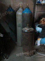 焊机氩气瓶等焊接设备转让