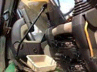 出售一台2009年卡特323d挖掘机带炮