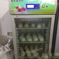 鲜奶吧全套设备低价转让冰箱、柜、展示柜