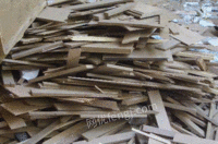 江苏长期大量回收板材厂处理木材