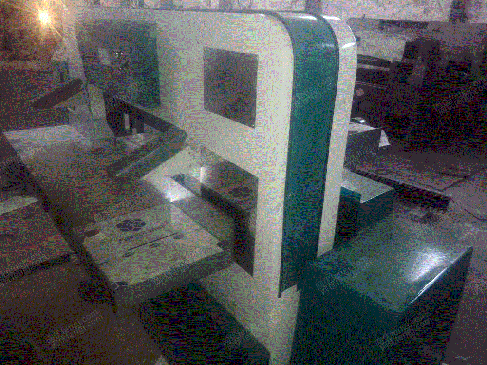 出售二手切纸机,模切机,磨刀机