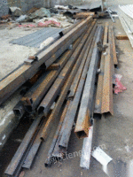 专业回收钢结构彩钢厂房，活动房，废旧活动房岩棉板！