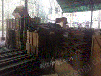 因工厂搬迁大量木箱板材低价处理