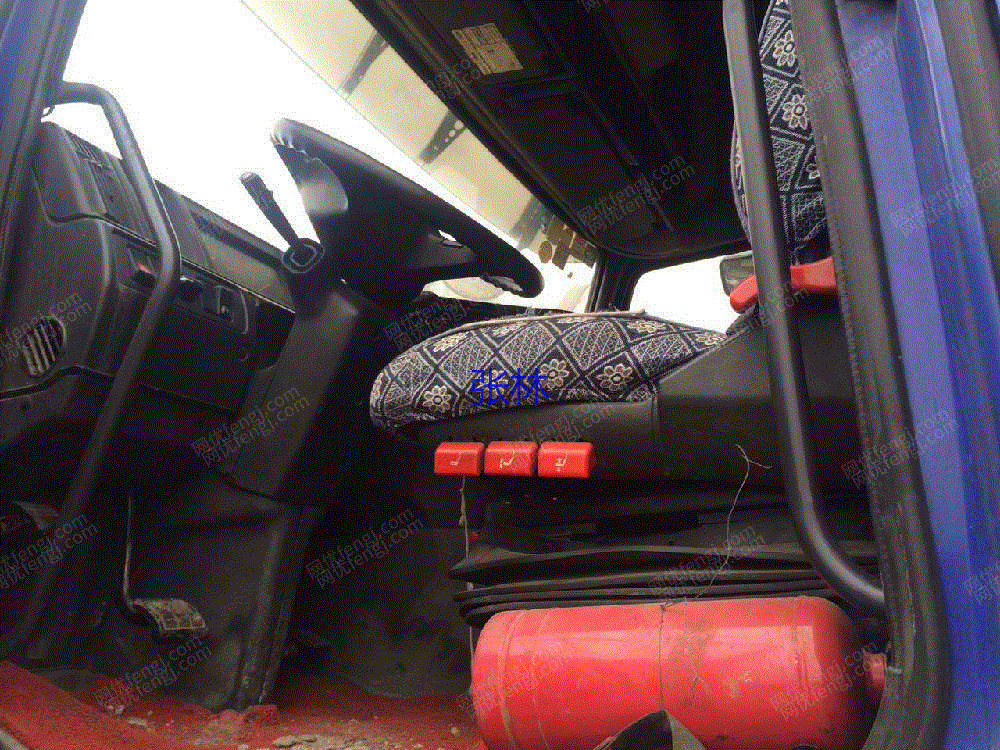 市场现货二手沃尔沃FM12-牵引车头-两台个人车