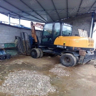 出售二手因改行鑫豪装载机挖掘机XH85L-8-网