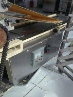 食品厂设备更新转让桃酥、炉果、饼干自动码盘成型机一台