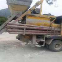 水泥泵送车