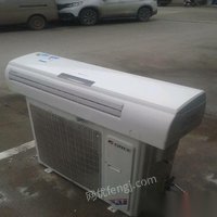 津门二手空调1p-5p常年对外出售批发挂机柜机吸顶机