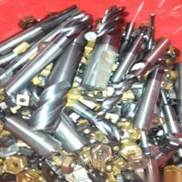 山东烟台青岛回收钨粉，钨丝，钨钢，镍花，数控刀片。