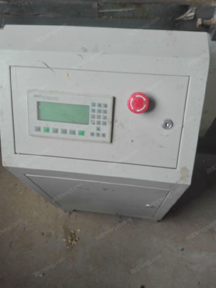 因轉(zhuǎn)產(chǎn)急需出售65擠出機(jī)吹塑機(jī)空氣壓縮機(jī) 二手?jǐn)D出片材機(jī)出售