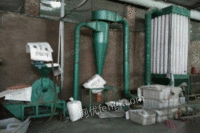 因厂房拆迁，转让滚塑机塑料水塔模具、塑料水管注塑机