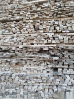 高价回收建筑工地木方/木板