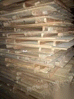 紧急转移出售木板床板一千多张