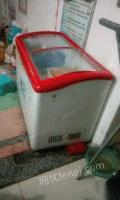 天津包子设备低价处理冰柜压面机和面机