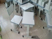 厂家大量供应学校专用课桌椅,可调节升降,颜色齐全