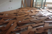 上海青浦区专业回收旧木地板！上门免费拆除！