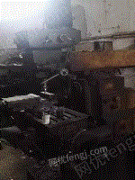 小机械加工厂转让有三台普车,摇臂钻、钻铣床