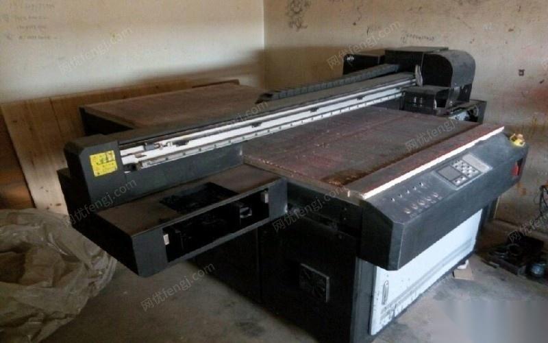 家具厂出售1台uv平板打印机1.5m长，9成新，因没有人做这个行业了，真心要的价格可以商量
