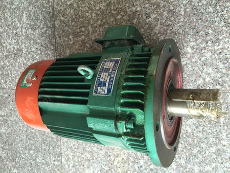 因公司搬家.低价出售低速电动机YDS-网优feng