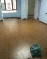 回收各种废旧复合地板，实木地板