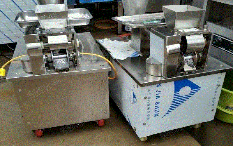 饺子机包子机,羊肉切片机真空包装机搅拌机压面机高价回收
