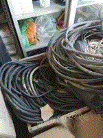 山东青岛纯铜电缆便宜转让，大概400米