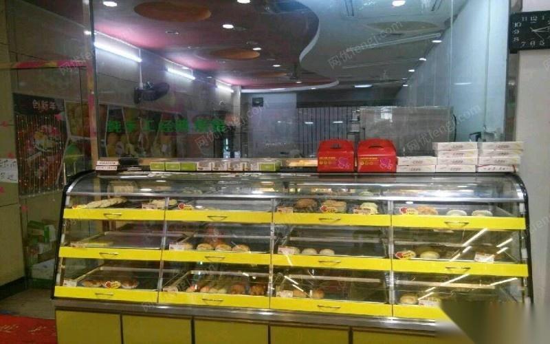 九成新面包店设备出售