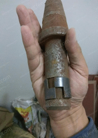 工程机械备件出售