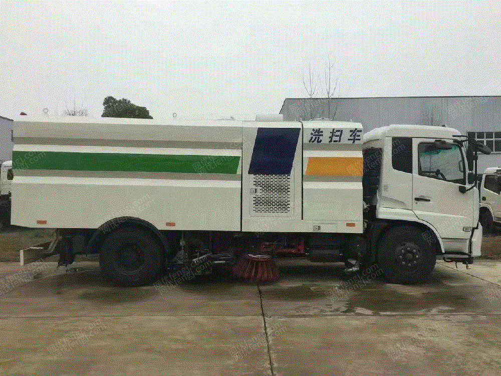 出售二手东风扫路车洗扫车吸尘车