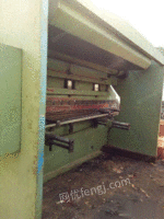 上海冲剪机床厂生产的300吨4米折弯机出售