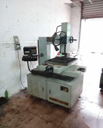 转行转让线切割机器 三台快走丝一台打孔机