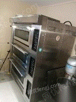 烘焙设备转让,烤箱,搅拌机,展示柜