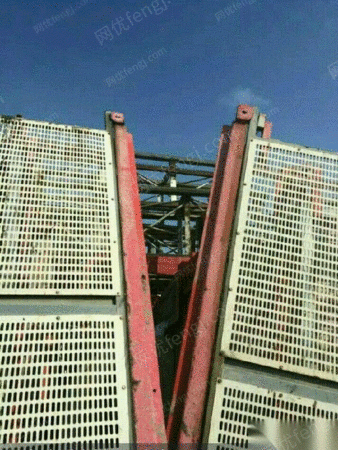 二手建筑施工电梯出售