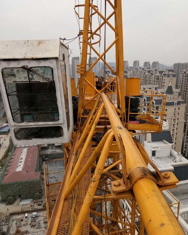 高价收购正宗徐工63吊型号5610塔吊